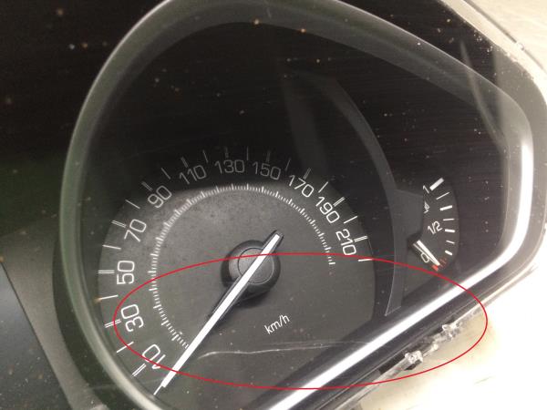 Quadrante / painel de instrumentos PEUGEOT 208 Imagem-4