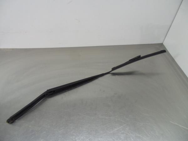 Braccio del tergicristallo anteriore destro RENAULT Clio IV Société