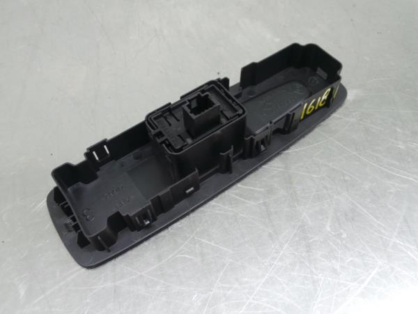 Mando / interruptor elevalunas delantero derecho RENAULT Megane IV (B9A/M_) Imagem-1