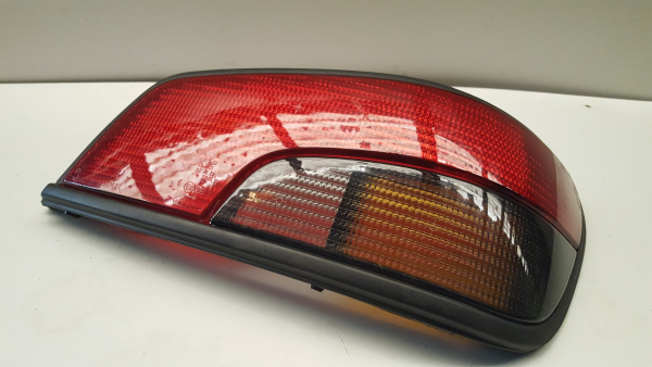Right Tail light PEUGEOT 306 Sedan (7B, N3, N5)