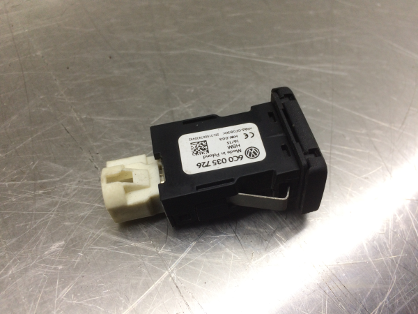 Módulo USB / AUX / IPOD VOLKSWAGEN Polo (6R, 6C) Imagem-2