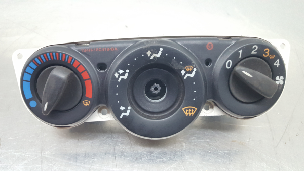 Comando clima FORD Focus I Sedan (DFW)