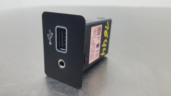 Módulo USB / AUX / IPOD NISSAN Micra V (K14)