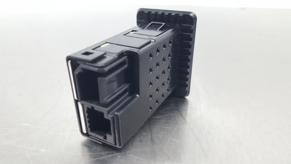 Módulo USB / AUX / IPOD NISSAN Micra V (K14) Imagem-1