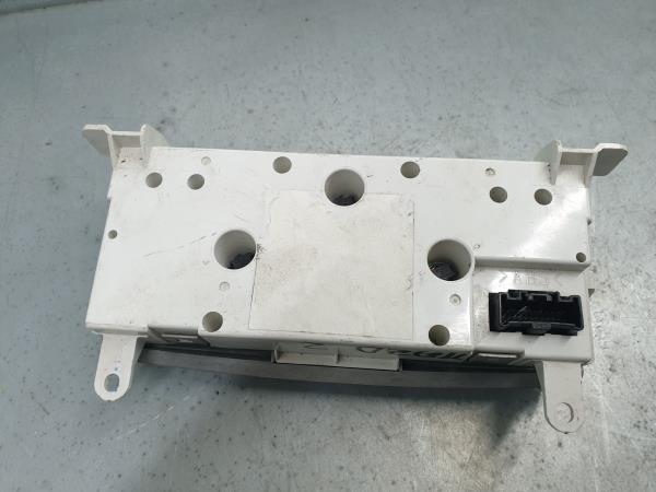 Comando chauffage / sofagem MAZDA 2 (DE) Imagem-1