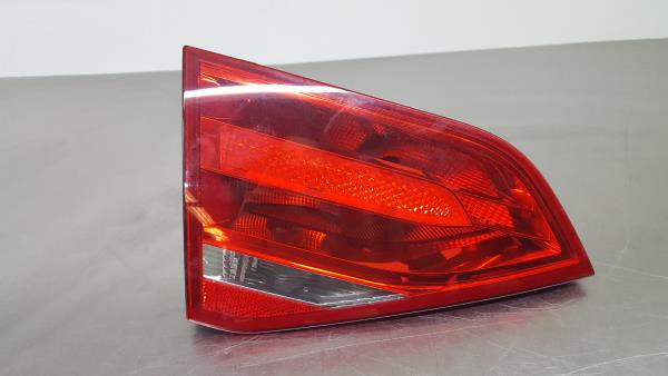 Feu de coffre Gauche AUDI A4 (8K2, B8)