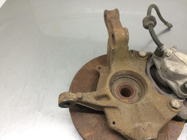 Mangueta delantera izquierda RENAULT Megane III Coupé (DZ0/1_)