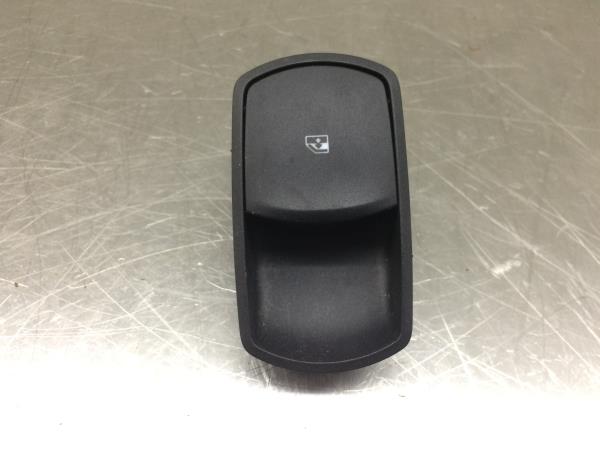 Mando / interruptor elevalunas delantero derecho OPEL Corsa E