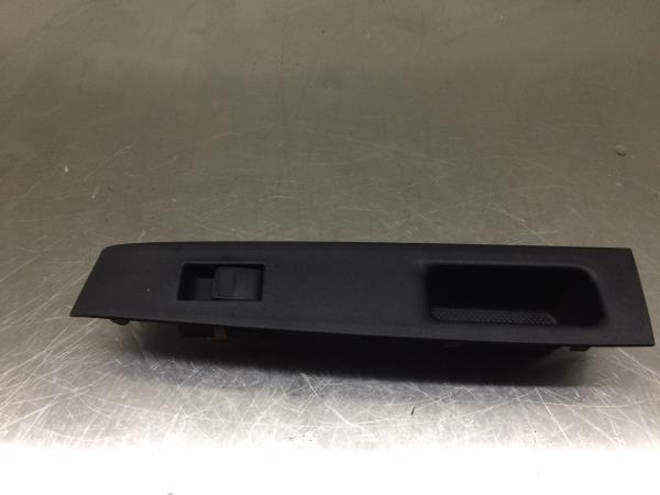 Mando / interruptor elevalunas delantero derecho TOYOTA Yaris (_P13_)