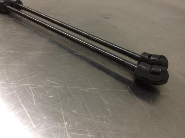 Amortecedor da mala NISSAN Note (E12) Imagem-2