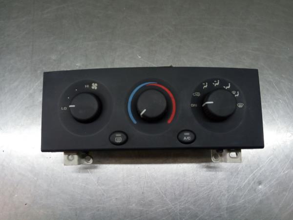 Mando climatizador JEEP Cherokee (KJ)