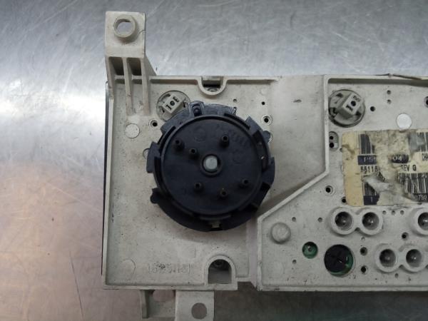 Climate control JEEP Cherokee (KJ) Imagem-2