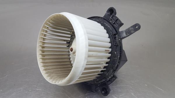 Ventola riscaldamento / Ventilatore abitacolo PEUGEOT 3008 II (M_)