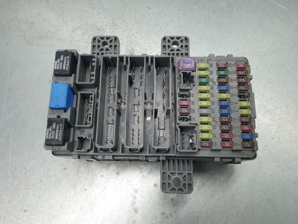 Caixa fusíveis / SAM / BSI HONDA Civic VIII Hatchback (FN_, FK_)