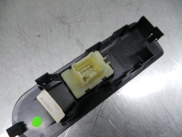 Right Front window control RENAULT Clio IV (BH_) Imagem-1