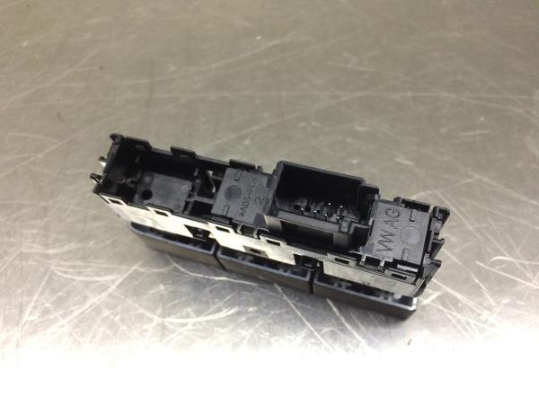 Comando / botão / interruptor multifunções SEAT Ibiza V (KJ1) Imagem-2