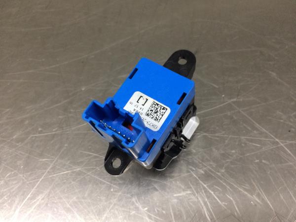 Botão / interruptor travão de parque JAGUAR XE (X760) Imagem-3