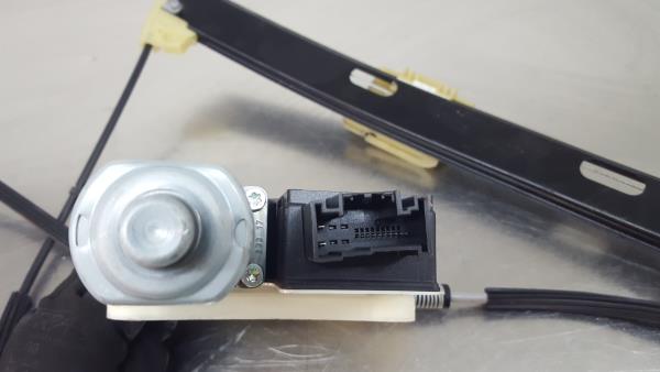 Lève-vitre avant gauche SEAT Ibiza V (KJ1) Imagem-2