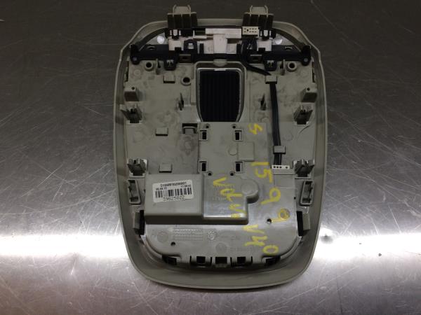 Plafonier frente VOLVO V40 Hatchback Imagem-1