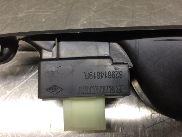 Comando / interruttore alzacristallo posteriore destro RENAULT Captur (J5_) Imagem-4