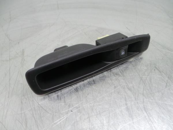 Mando / interruptor elevalunas delantero derecho RENAULT Clio IV (BH_)
