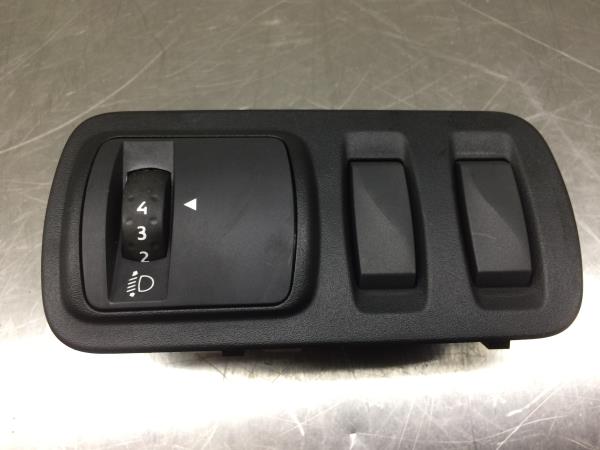 Commande / interrupteur multifonctions RENAULT Kadjar (HA_, HL_)
