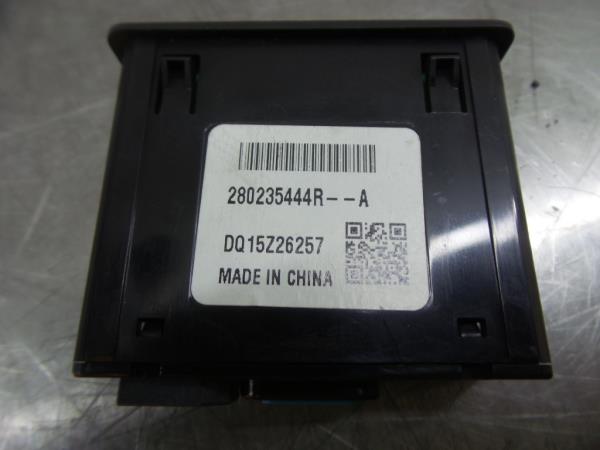 Módulo USB / AUX / IPOD RENAULT Megane IV (B9A/M_) Imagem-2