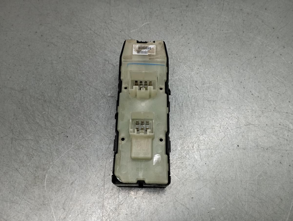 Mando / interruptor elevalunas delantero izquierdo JEEP Compass (MK49) Imagem-1
