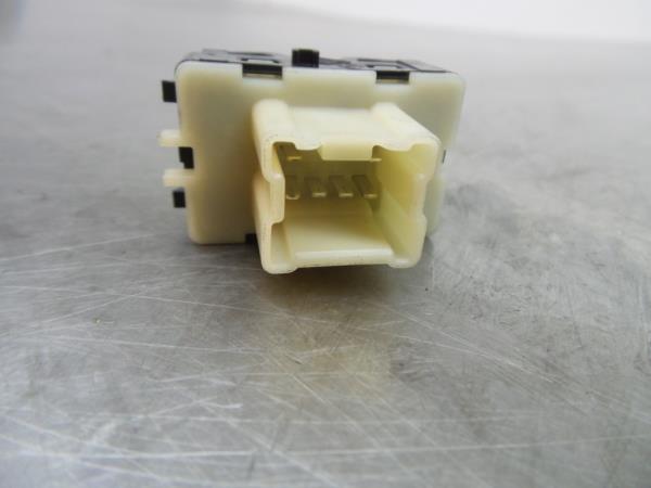 Mando / interruptor elevalunas delantero derecho RENAULT Clio IV (BH_) Imagem-2