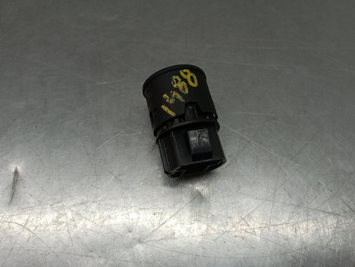 Comando / botão / interruptor multifunções RENAULT Captur (J5_) Imagem-3