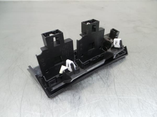 Comando multifunzione PEUGEOT 5008 I (0U_, 0E_) Imagem-1