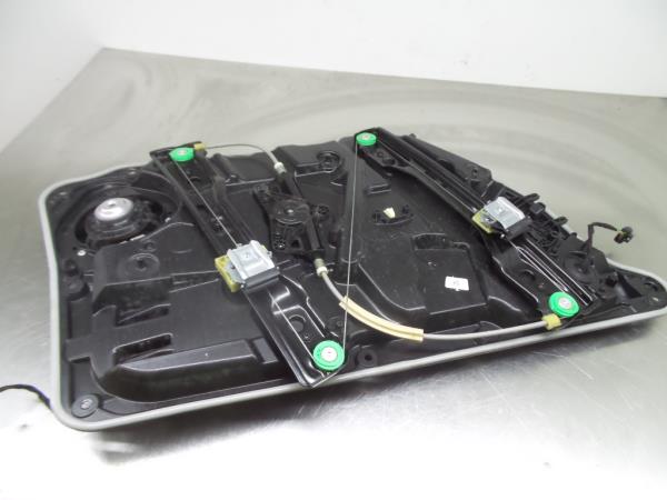 Elevalunas trasero derecho MERCEDES-BENZ Classe A (W176) Imagem-1