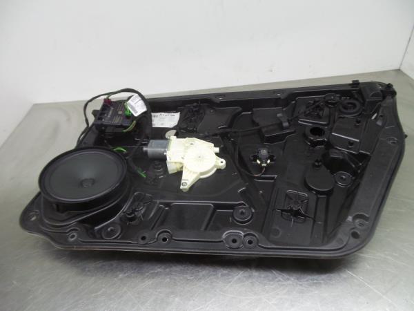 Elevalunas trasero derecho MERCEDES-BENZ Classe A (W176)