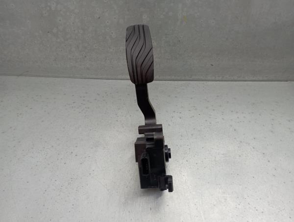 Pedal acelerador RENAULT Megane IV (B9A/M_)