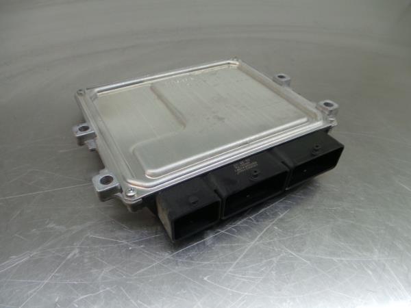 Centralina motor / ECU RENAULT Clio IV Grandtour (KH_) Imagem-1