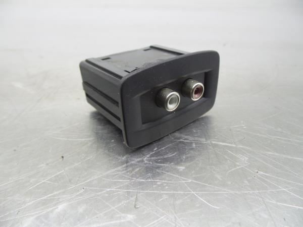 Módulo USB / AUX / IPOD RENAULT Master III Chassis (EV/HV/UV) Imagem-1
