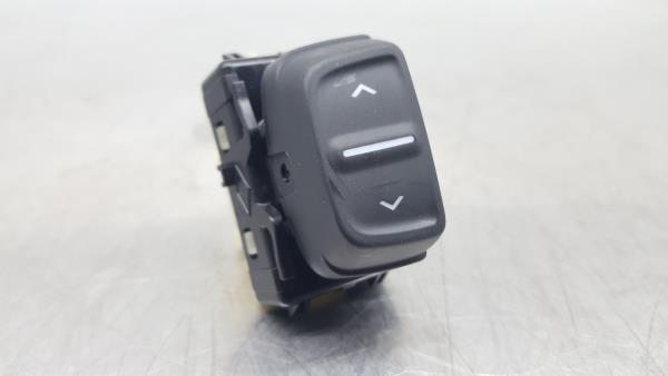 Mando / interruptor elevalunas delantero derecho DACIA Logan II Sedan (4S_)