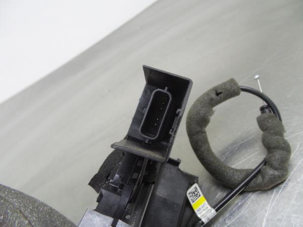 Fechadura / fecho porta trás esquerdo RENAULT Megane IV (B9A/M_) Imagem-4