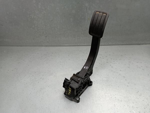 Accelerator Pedal PEUGEOT 3008 II (M_) Imagem-1