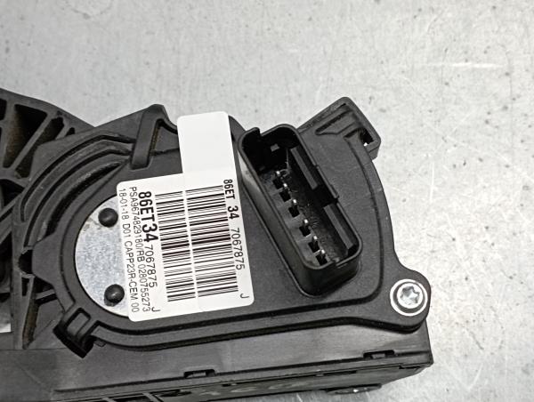 Accelerator Pedal PEUGEOT 3008 II (M_) Imagem-3