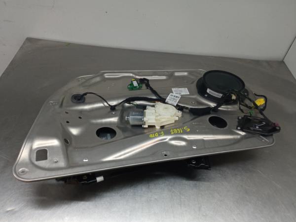 Lève-vitre avant Droite MERCEDES-BENZ Classe C (W204)