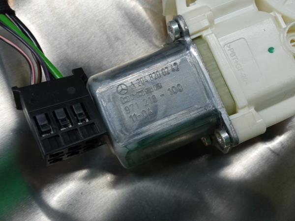 Lève-vitre avant Droite MERCEDES-BENZ Classe C (W204) Imagem-4