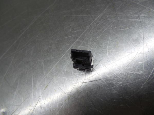 Módulo USB / AUX / IPOD PEUGEOT 308 II Imagem-2