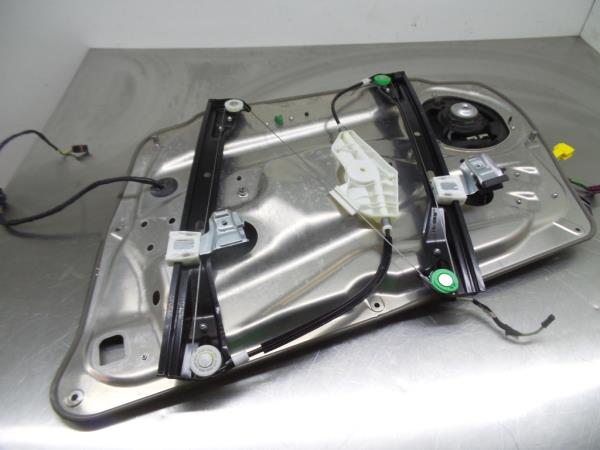 Lève-vitre avant gauche MERCEDES-BENZ Classe C (W204) Imagem-1