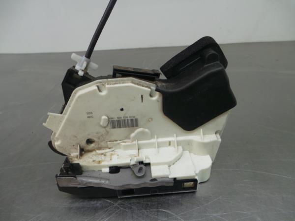 Cerradura / cierre puerta trasera izquierda VOLKSWAGEN Polo (6R, 6C) Imagem-1