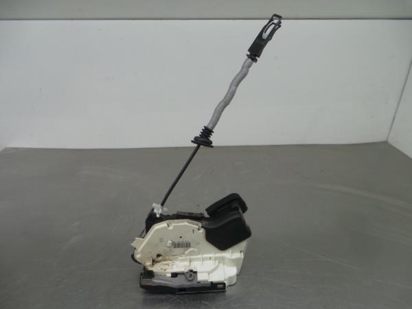 Cerradura / cierre puerta trasera izquierda VOLKSWAGEN Polo (6R, 6C)