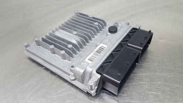 Centralina motor / ECU MERCEDES-BENZ Classe A (W176) Imagem-1