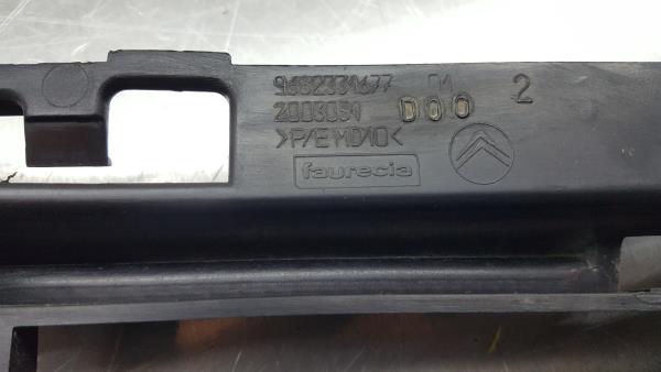 Grille avant CITROËN C5 III (RD_) Imagem-3