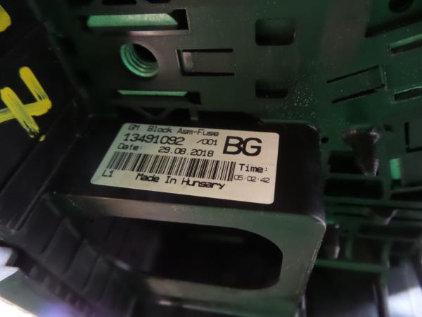 Battery Control Module / Charging Relay OPEL Corsa E Imagem-2