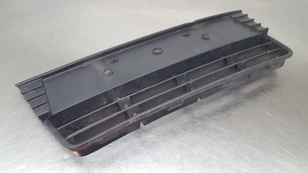 Grelha frente FORD Focus III
